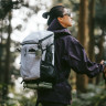 Рюкзак NATUREHIKE CNK2300BB017 HELIUM 25 л белый с черным 6976507665001